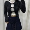 小性感扭扭毛毛外搭TOP - Image 4